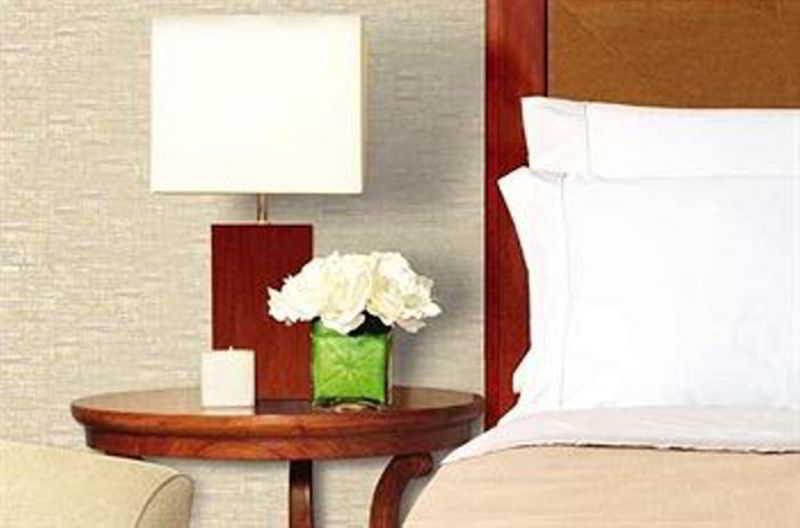Discovery Suites Manila, Philippines Pasig City Экстерьер фото