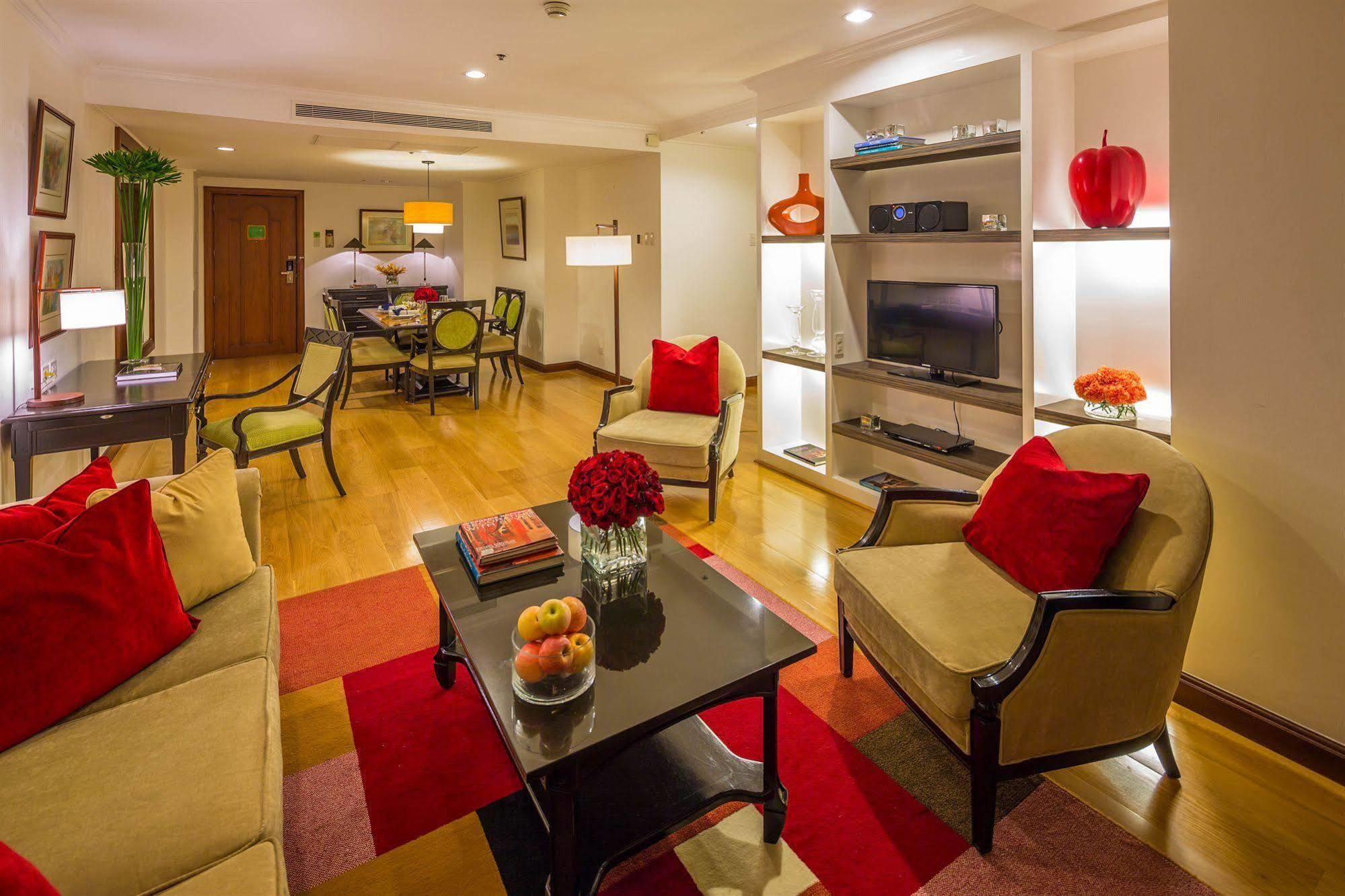 Discovery Suites Manila, Philippines Pasig City Экстерьер фото